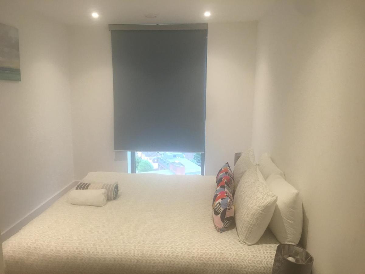 Luxurious Serviced Apartment In Croydon Luaran gambar